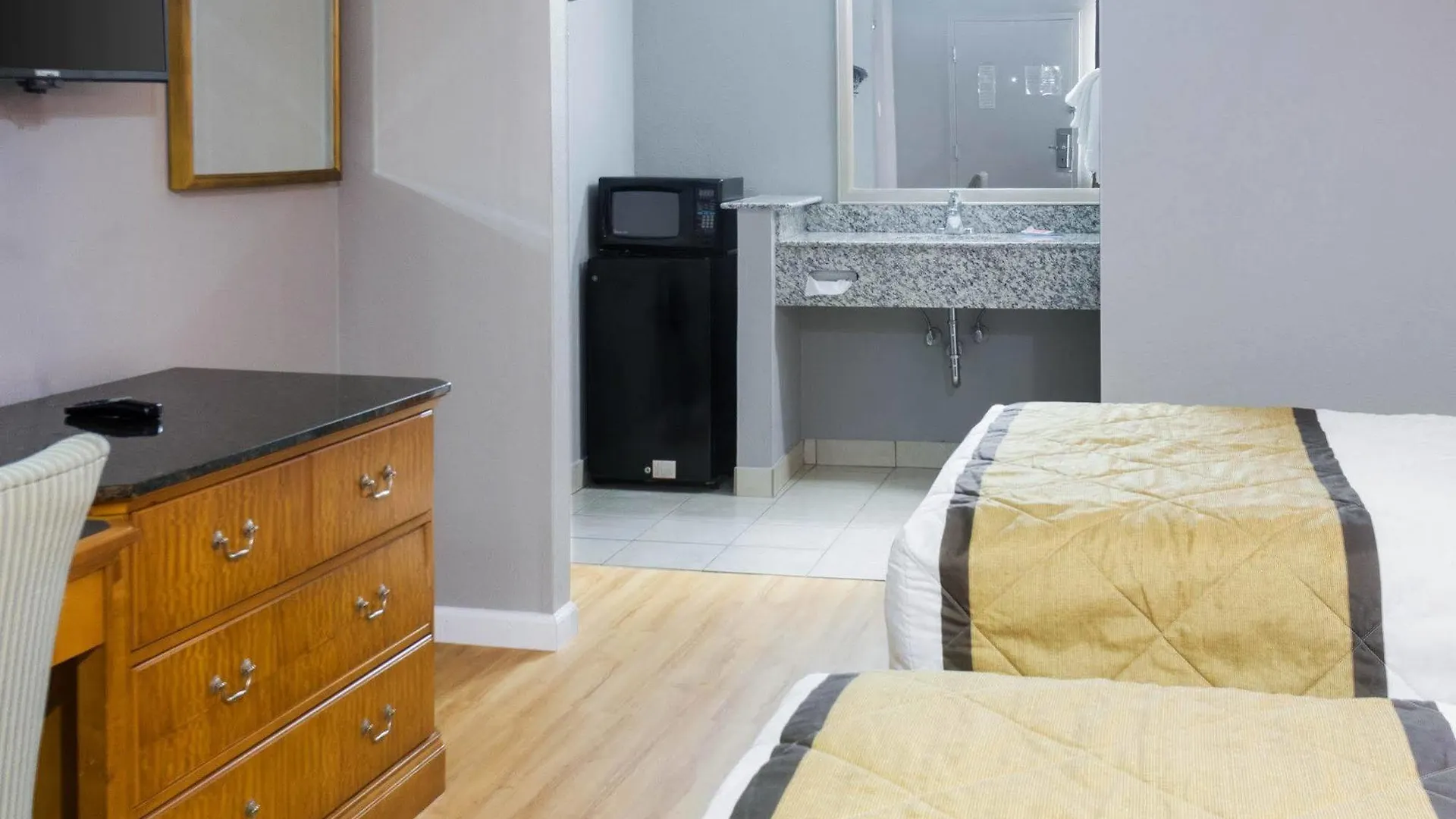 Econo Lodge Airport Norfolk