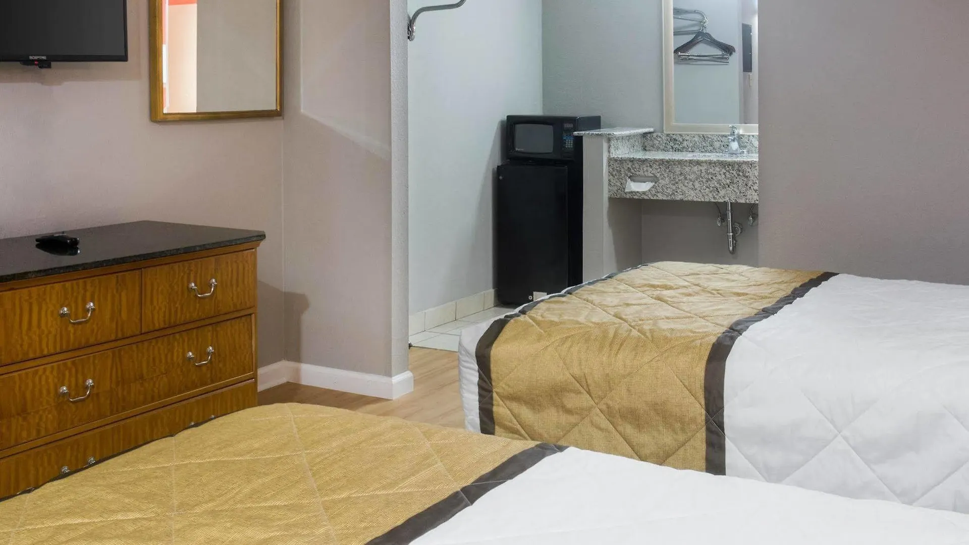 Econo Lodge Airport Norfolk 2*,